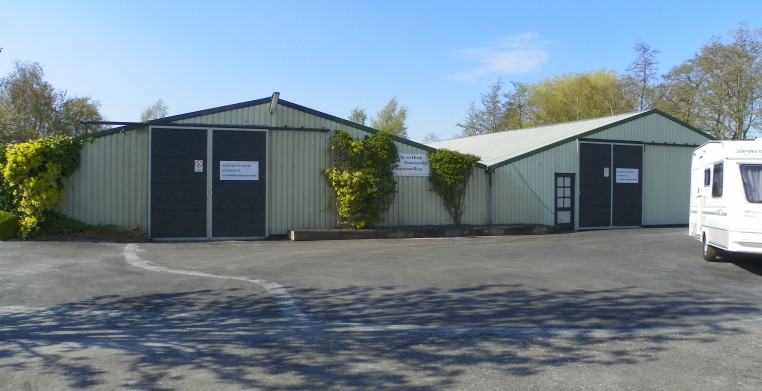 Zwartendijk Caravanstalling